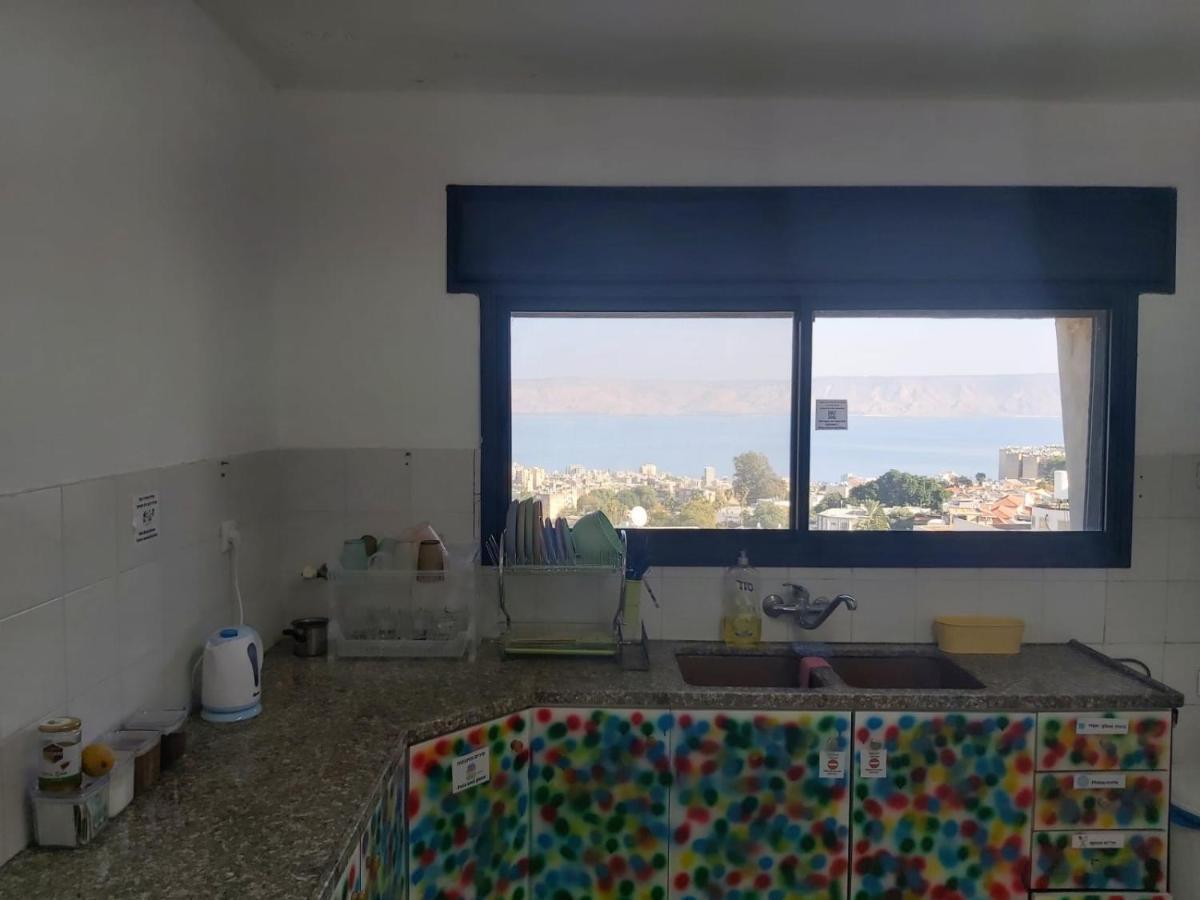 Turtle Guesthouse- طبريا المظهر الخارجي الصورة