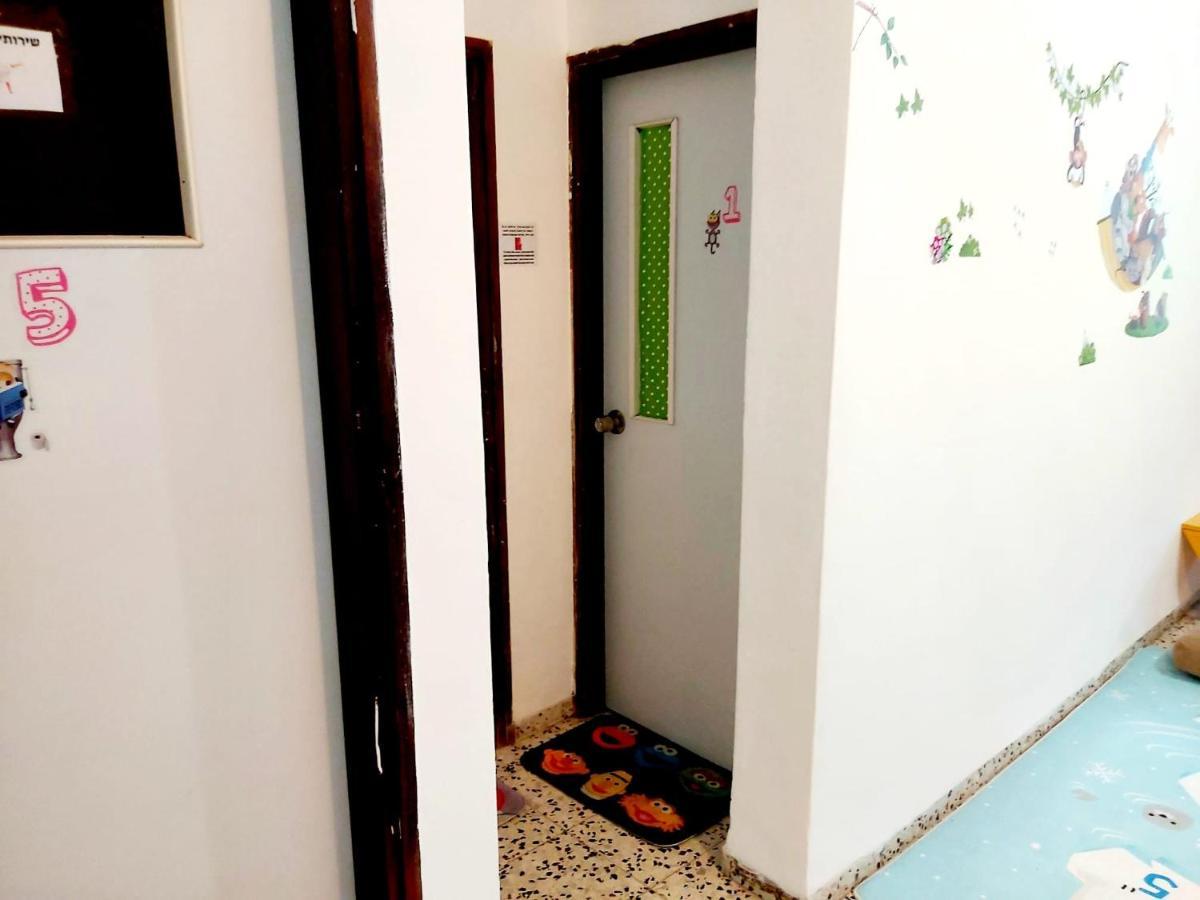Turtle Guesthouse- طبريا المظهر الخارجي الصورة