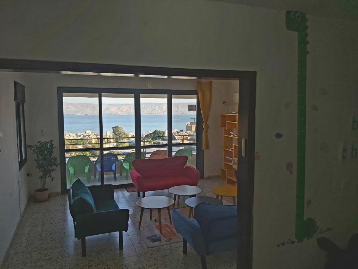 Turtle Guesthouse- طبريا المظهر الخارجي الصورة